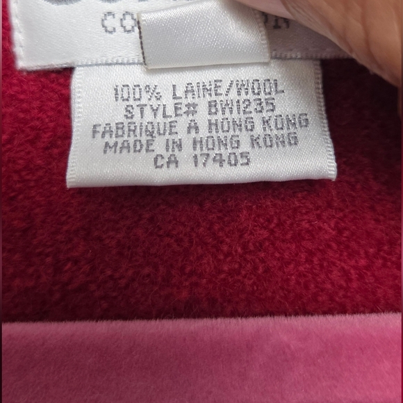 Vintage Conrad C 100% Wool Deep Red Full Zip Pocket Open Hand Beaded Cardigan - Picture 4 of 14